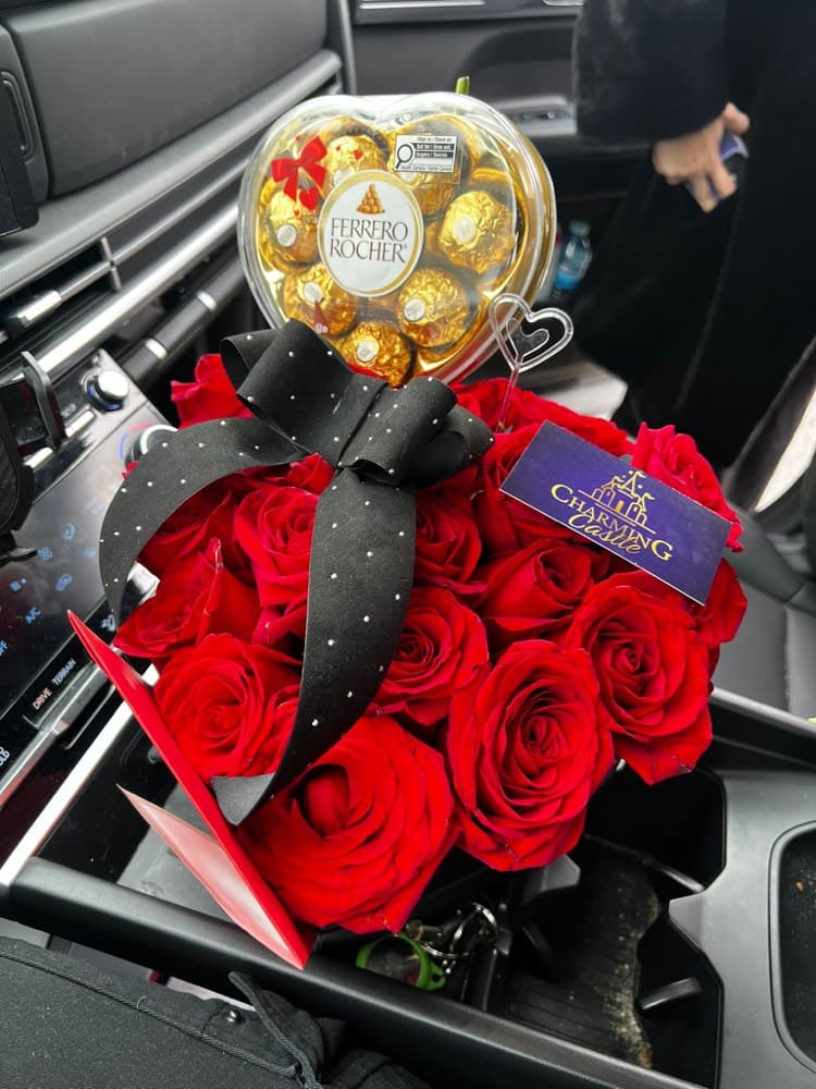 Valentine's Gift Boxes in Toronto: Cajas Delivered With Love